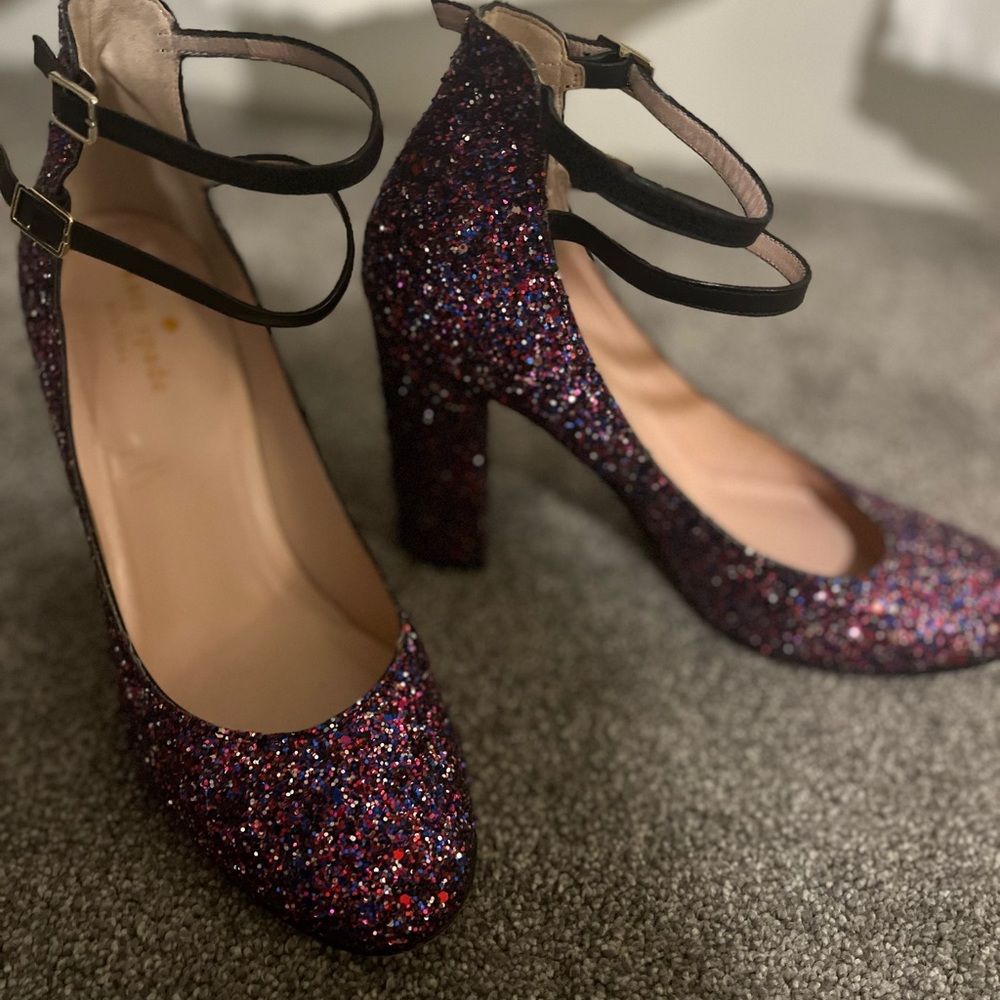 Beautiful sparkly heels!